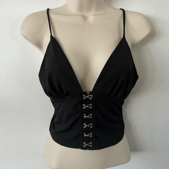 Fashion Nova Tops - Crop Top L